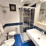 Hotel \