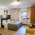 Hotel \